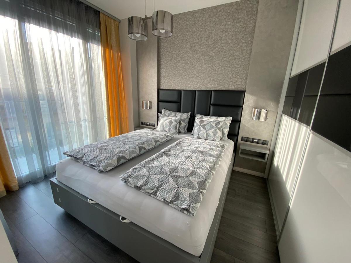Noir Silvery Apartman Szeged Eksteriør billede